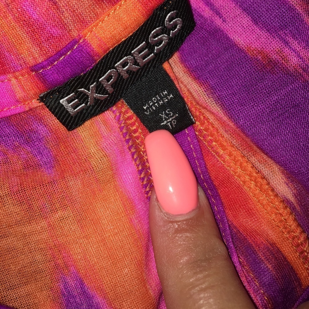 Express Top - Picture 5 of 5